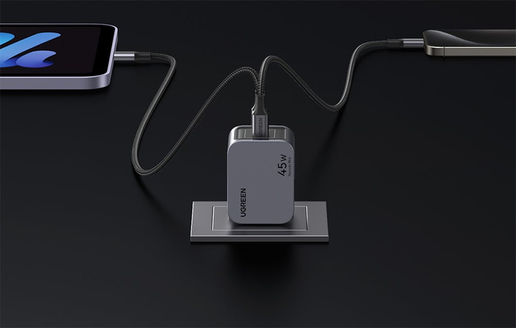 Compact UGREEN Nexode Pro GaNInfinity charger